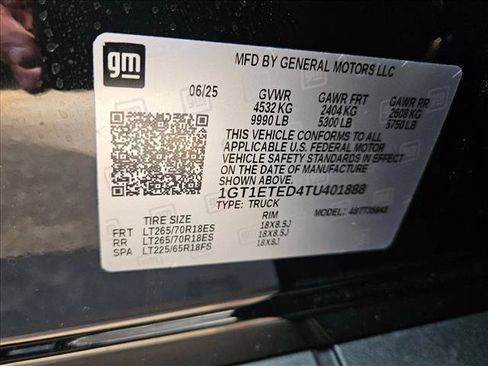 New 2026 GMC Sierra EV Elevation w/ Premium Package AWD/4WD image 17