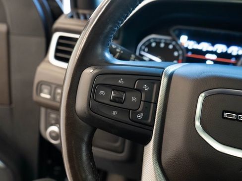 Used 2021 GMC Yukon Denali w/ Denali Premium Package image 30