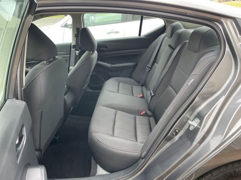 Used 2025 Nissan Altima 2.5 SV image 25