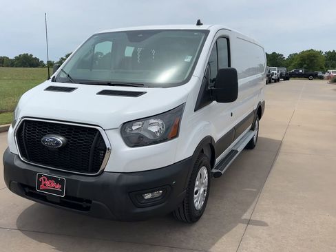 Used 2024 Ford Transit 250 Low Roof w/ Exterior Upgrade Package RWD image 3