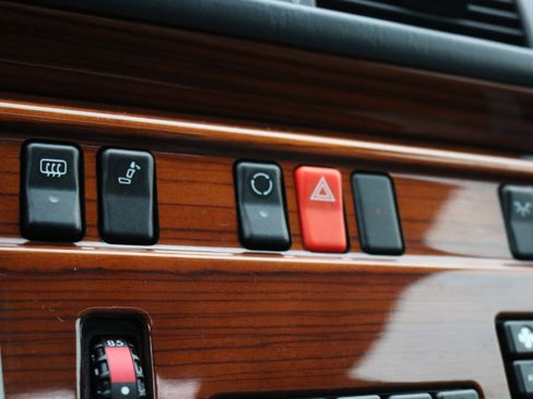 Used 1993 Mercedes-Benz 300 E 2.8 image 29