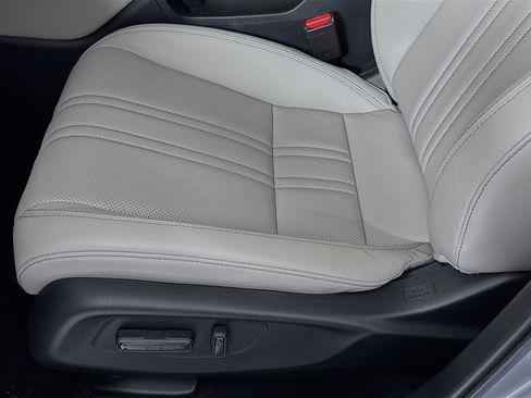 Certified 2024 Honda HR-V EX-L image 18