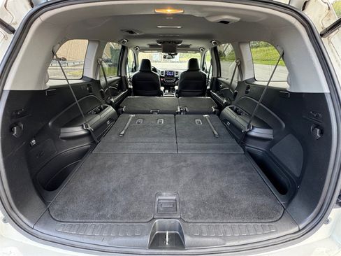 Used 2018 Honda Pilot Touring image 34