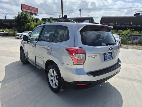 Used 2016 Subaru Forester 2.5i Limited AWD/4WD image 8