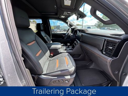 Used 2024 GMC Sierra 1500 AT4 w/ Technology Package image 25
