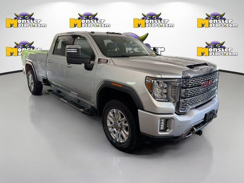 Used 2020 GMC Sierra 3500 Denali w/ Denali Ultimate Package AWD/4WD image 3