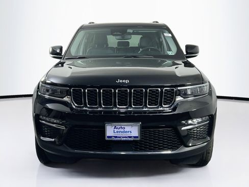Used 2023 Jeep Grand Cherokee Limited image 2