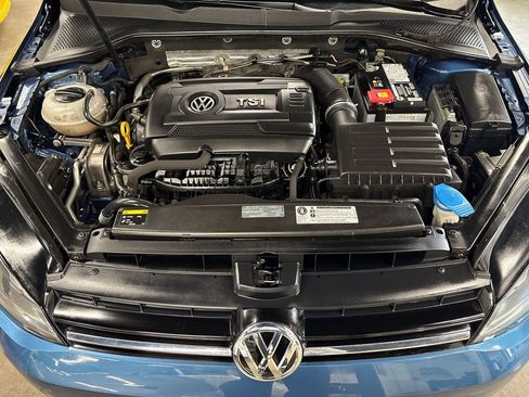 Used 2015 Volkswagen Golf S w/ Lighting Package image 53