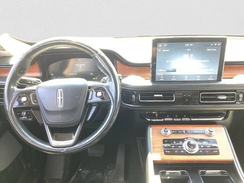 Used 2020 Lincoln Aviator Reserve w/ Equipment Group 202A AWD/4WD image 9