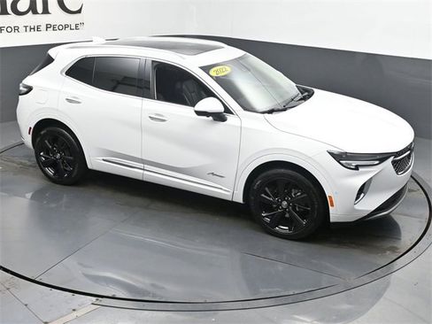 Used 2022 Buick Envision Avenir w/ Technology Package II image 38