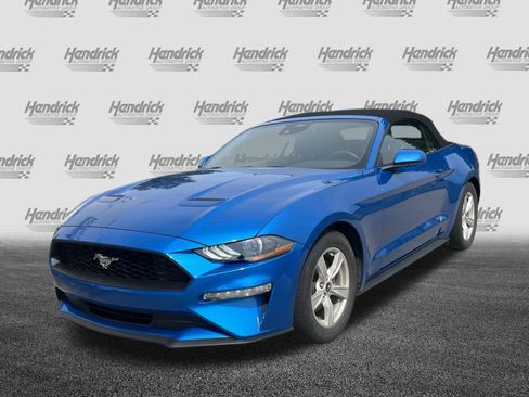 Used 2021 Ford Mustang Convertible RWD image 5