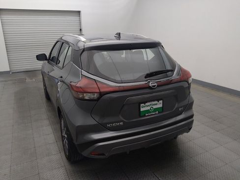 Used 2023 Nissan Kicks SV FWD image 6