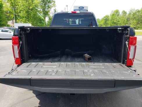 Used 2022 Ford F350 Platinum AWD/4WD image 7