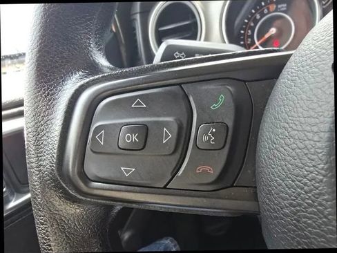 Used 2021 Jeep Wrangler Sport image 11