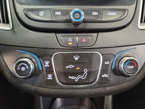 Used 2020 Chevrolet Malibu LS image 15