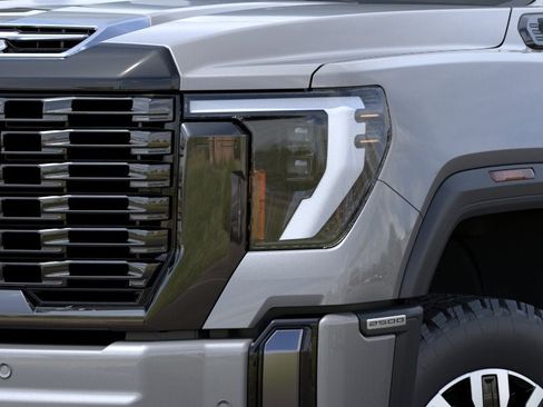 New 2026 GMC Sierra 2500 Denali Ultimate AWD/4WD image 37