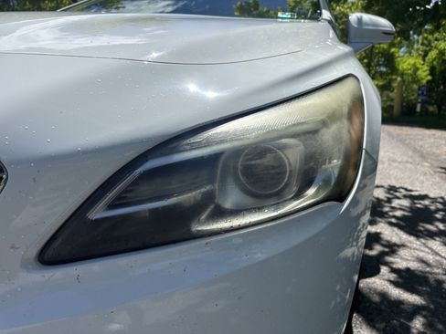 Used 2018 Buick LaCrosse Preferred FWD image 9