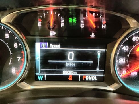 Used 2016 Chevrolet Malibu LT image 12