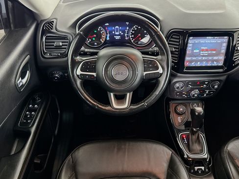 Used 2018 Jeep Compass Limited w/ Navigation Group image 16