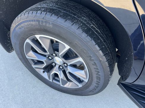 Used 2022 Chevrolet Tahoe LT w/ LT Signature Plus Package image 4