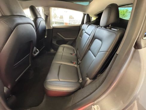 Used 2024 Tesla Model Y Long Range AWD/4WD image 11