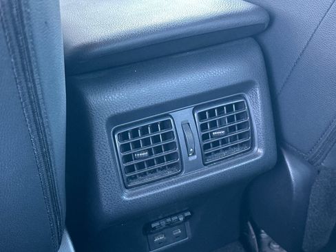 Used 2025 Toyota Camry SE FWD image 17