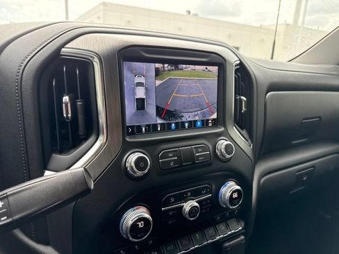 Used 2021 GMC Sierra 2500 Denali w/ Denali Ultimate Package AWD/4WD image 17