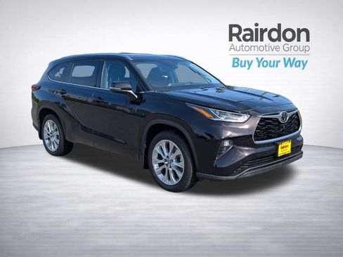 Used 2022 Toyota Highlander Limited AWD/4WD image 1