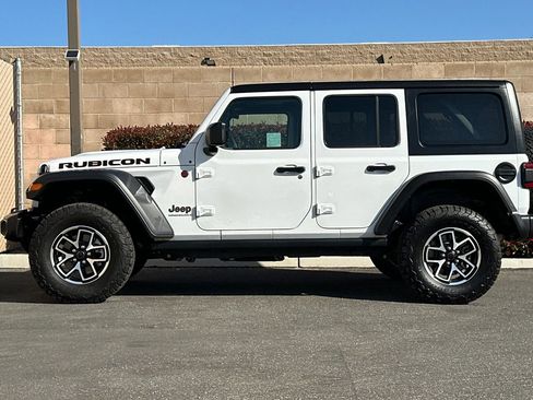 Used 2025 Jeep Wrangler Unlimited Rubicon image 7