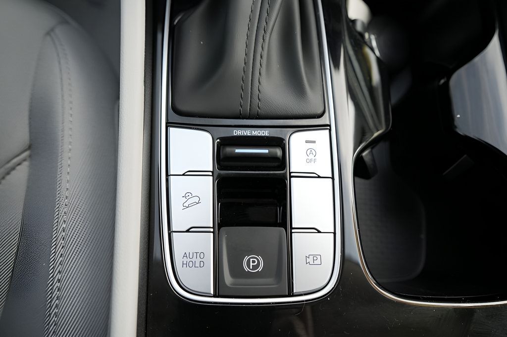 Certified 2026 Hyundai Tucson SE FWD image 30