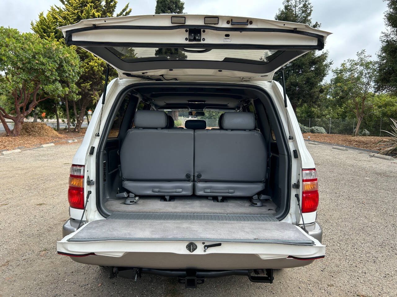 Used 1999 Toyota Land Cruiser AWD/4WD image 33