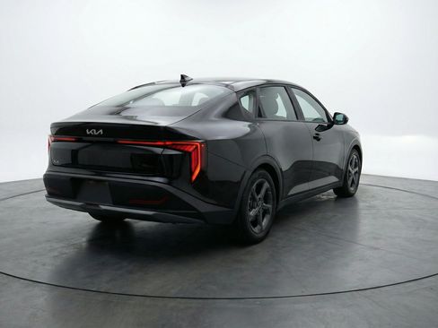 Used 2025 Kia K4 FWD image 9
