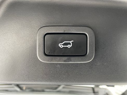 Used 2021 Land Rover Range Rover Westminster Edition image 38