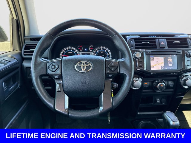Used 2018 Toyota 4Runner TRD Off-Road Premium AWD/4WD image 18