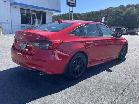 Used 2024 Honda Civic Sport image 4