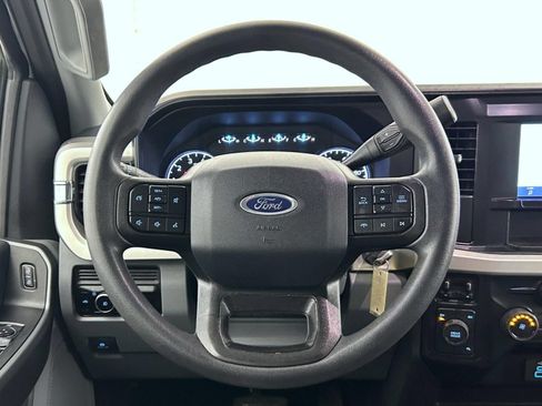 Used 2025 Ford F250 XLT AWD/4WD image 11