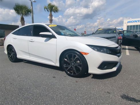 Used 2020 Honda Civic Sport image 2
