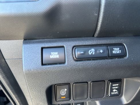 Used 2022 Nissan Frontier PRO-4X w/ Pro-4X Premium Package image 35