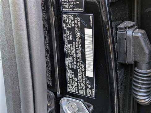 New 2026 Volvo EX30 Ultra w/ Protection Package Premier AWD/4WD image 19