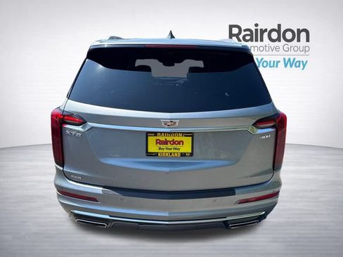 Used 2023 Cadillac XT6 Premium Luxury AWD/4WD image 6