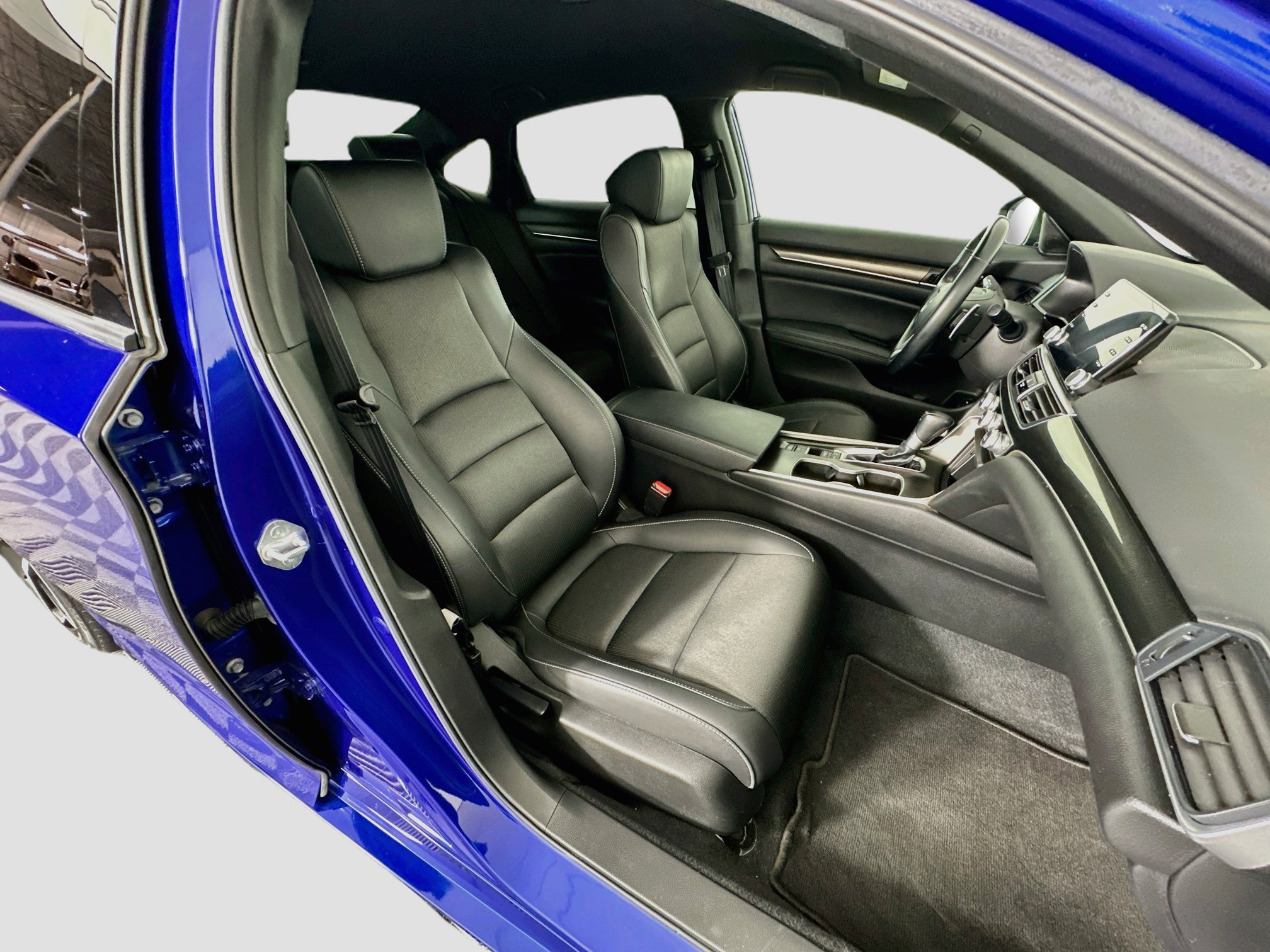 Used 2021 Honda Accord Sport image 29