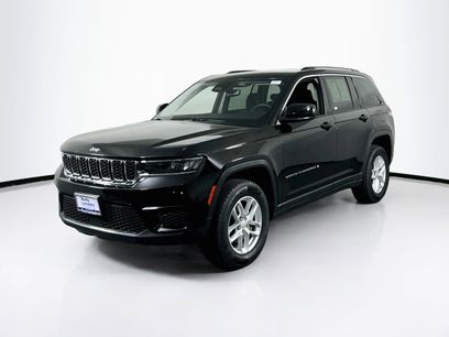 Used 2023 Jeep Grand Cherokee Laredo