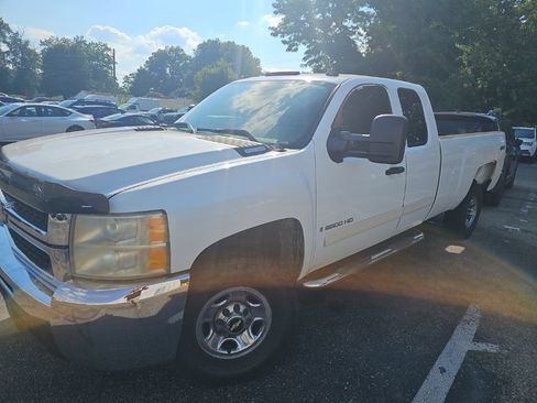 Used 2007 Chevrolet Silverado 2500 LT AWD/4WD image 9