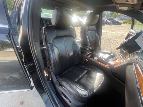Used 2014 Lincoln MKS AWD w/ Equipment Group 101A image 30