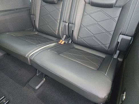 New 2026 Volkswagen Atlas SE image 21