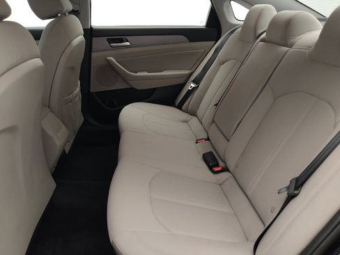 Used 2018 Hyundai Sonata SEL w/ Cargo Package FWD image 18