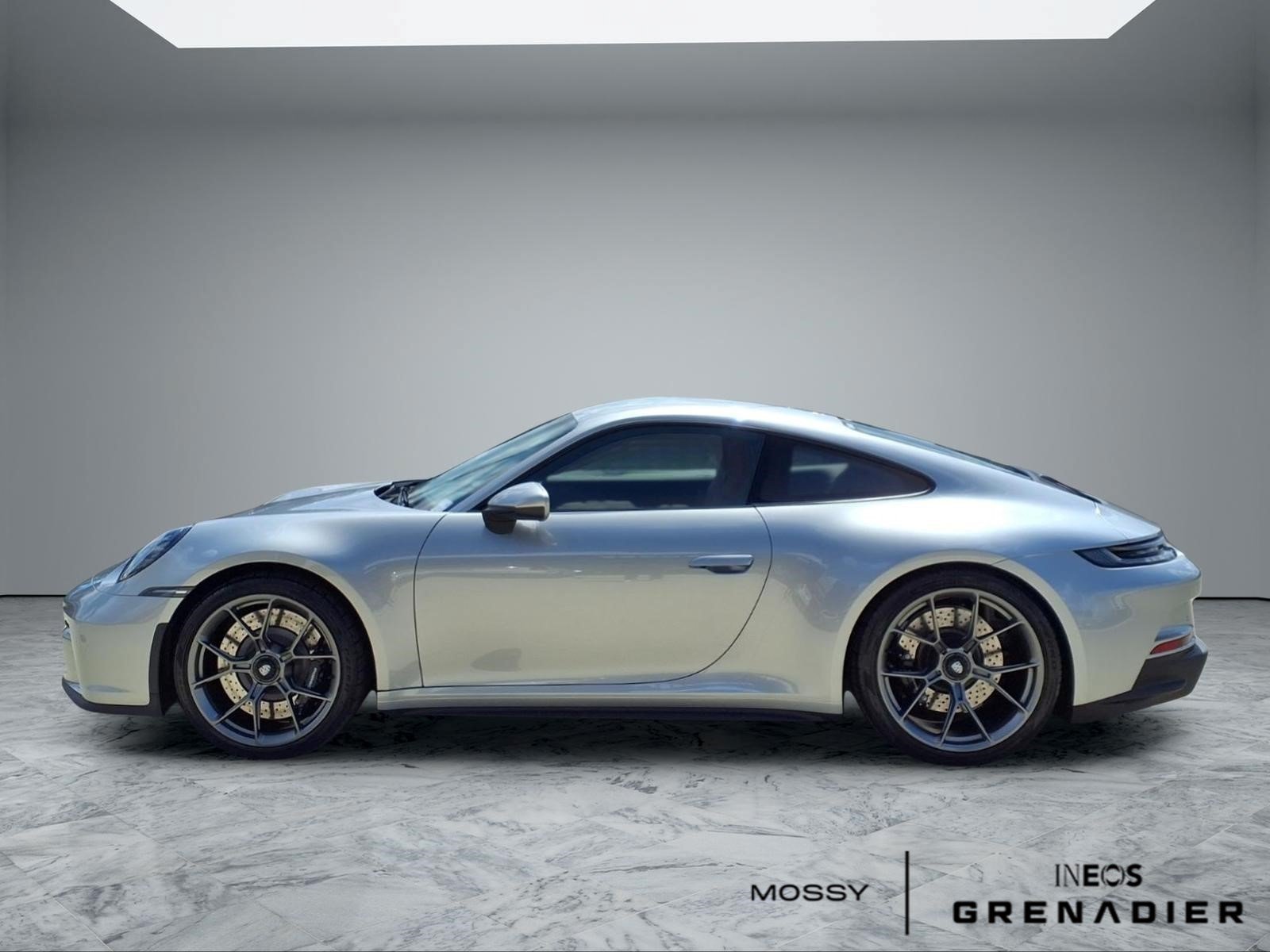 Used 2024 Porsche 911 GT3 RWD image 5