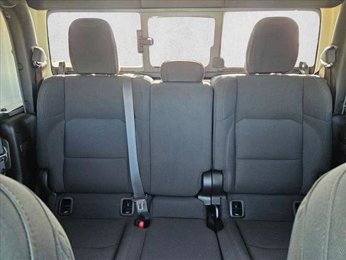 Used 2023 Jeep Gladiator Willys image 16
