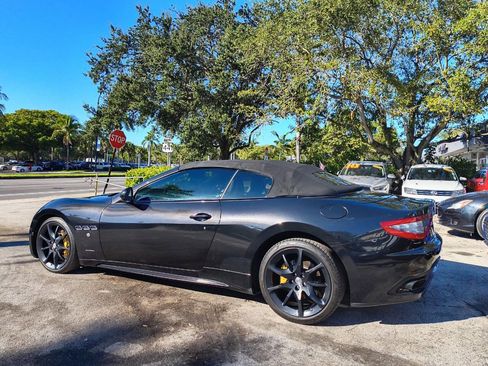 Used 2015 Maserati GranTurismo Sport image 6