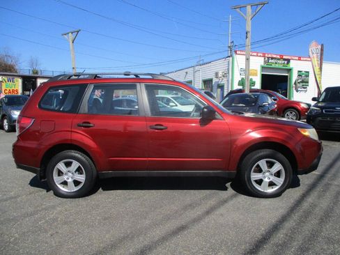 Used 2012 Subaru Forester 2.5X w/ Alloy Wheel Pkg image 5